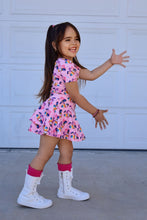 Load image into Gallery viewer, GIRLS- V LINE SKORT SET| GIRL POP (ready to ship)
