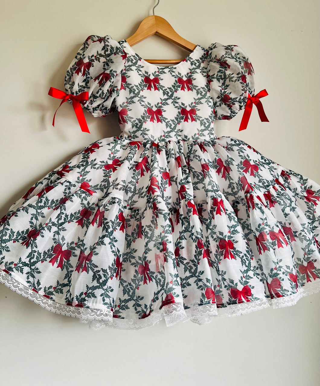 Destiny| coquette red bow