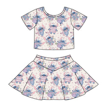 Load image into Gallery viewer, Christmas alien| v line skort set (ready to ship)
